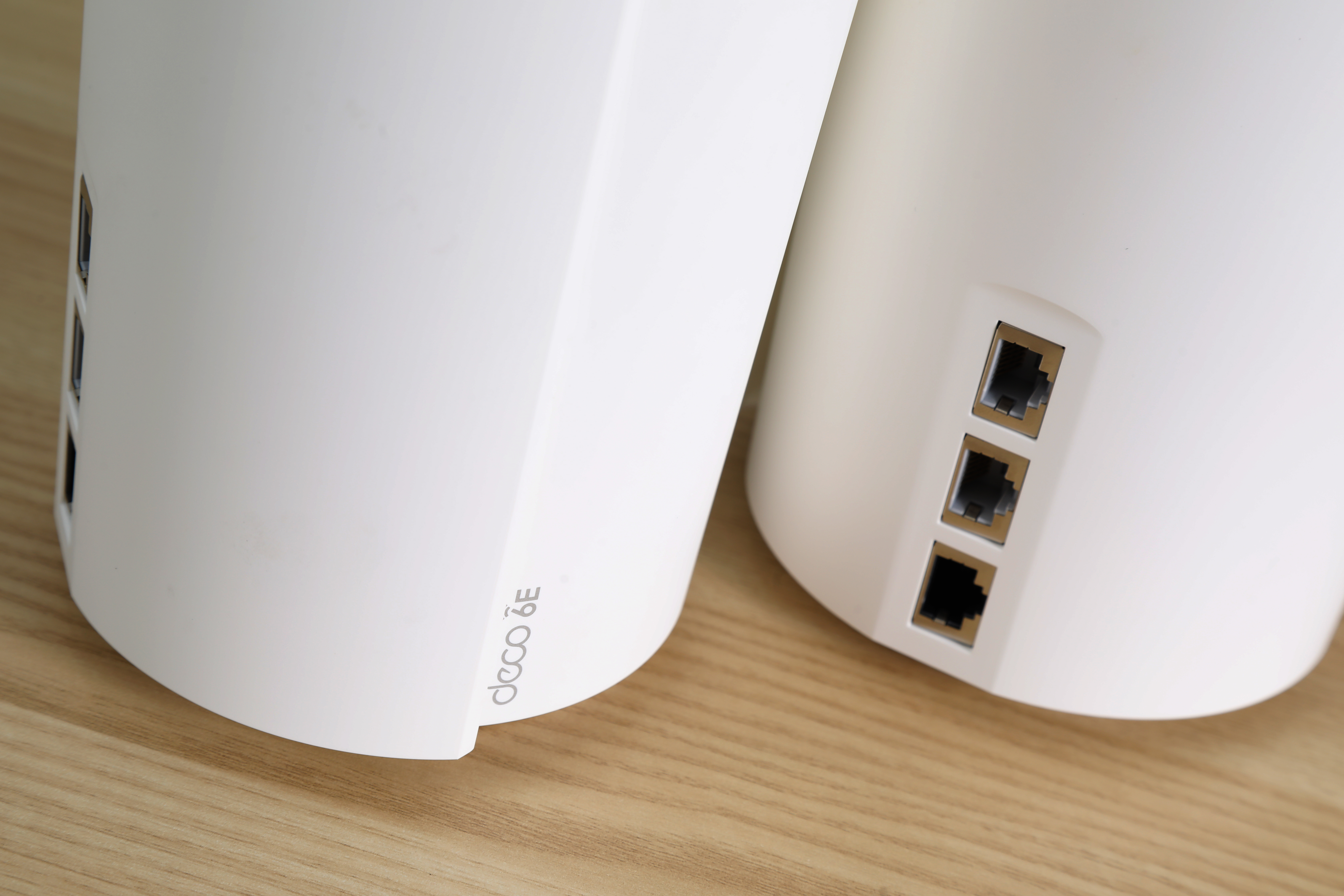 全港首發推出 Wi-Fi 6E 的全新系列的網絡產品，包括有 Mesh 型號。